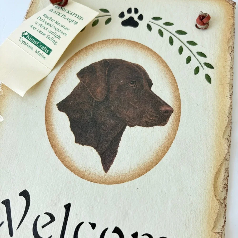 KimsCrafts Maine Handcrafted Slate Welcome Plaque Chocolate Labrador Dog Sign